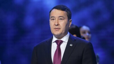 Алихан Смаилов сохранил пост главы правительства