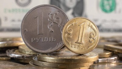 Нацбанк Казахстана установил официальный курс рубля на 25 ноября
