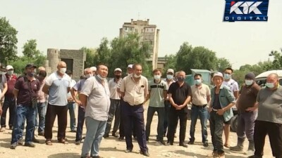 В Алматы строители метро объявили забастовку и требуют повысить им зарплату