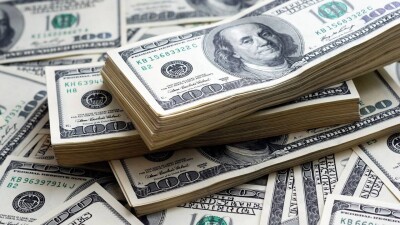 Официальный курс рубля в Казахстане упал ниже 5 тенге