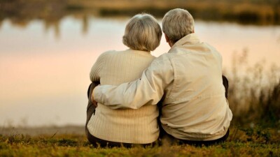 В Минтруда объяснили пятилетнюю "заморозку" пенсионного возраста для женщин влиянием Covid-19