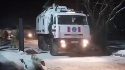 Затор на трассе Алматы – Ташкент: на помощь пришли спасатели из Кыргызстана