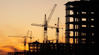 Атамекен: В Нур-Султане могут сорвать сроки сдачи жилых комплексов, школы из-за корректировки бюджетов проектов