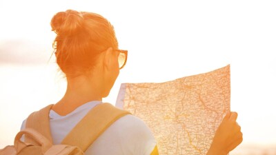 Президент предложил создать реестр туроператоров "Шёлкового пути" с безвизовым режимом для групповых туров