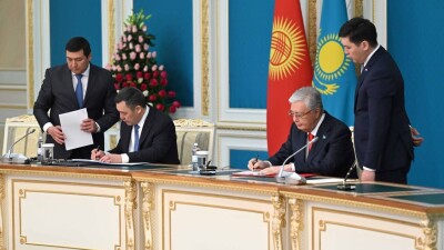 Токаев и Жапаров подписали договор об углублении союзнических отношений между Казахстаном и Кыргызстаном