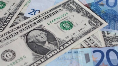 Курс доллара вырос на 12 тенге на бирже 2 декабря