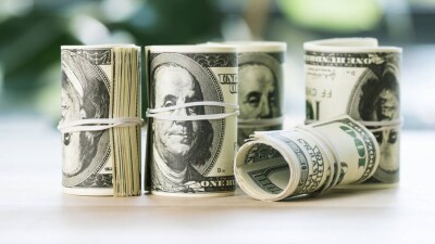 Сколько стоит доллар на бирже и в обменниках 14 мая