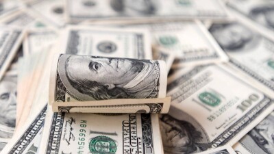 Курс доллара вырос ещё на 2 тенге на бирже 8 октября