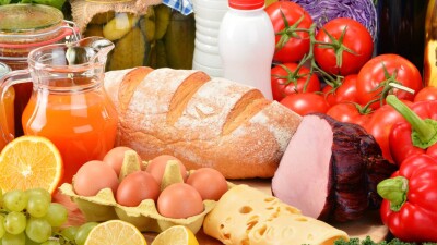 Снижение цен на продукты зафиксировали в Казахстане впервые за четыре года