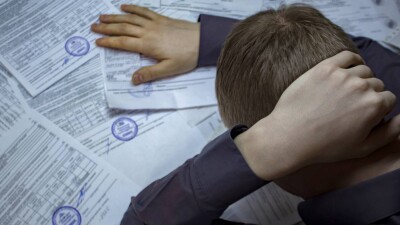 Смогут ли казахстанцы освободиться от долгов по "коммуналке" и налогам через внесудебное банкротство