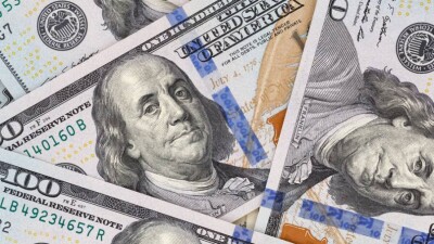 Курс доллара на бирже изменился незначительно. Сколько стоит инвалюта в обменниках