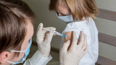 В Москве начались клинические испытания "Спутника V" для подростков