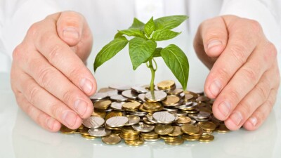 Куда вкладывали пенсионные накопления казахстанцев в 2022 году и какой доход это принесло