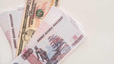 "Дело текущей конъюнктуры". В Кремле прокомментировали ослабление рубля