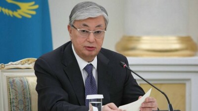 Токаев подписал закон о продлении моратория на продажу сельхозземель до 2027 года
