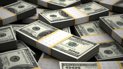 Доллар подешевел на бирже ещё на 3,5 тенге