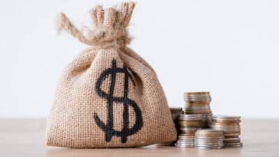 Казахстанцы стали жертвами финпирамиды в чатах WhatsApp, где обещали высокую доходность за краткосрочный вклад