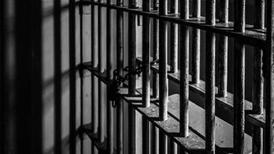 Насиловавшему своих детей жителю СКО вынесли пожизненный приговор