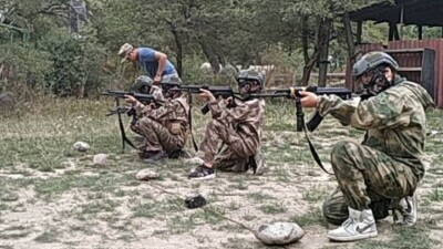 В Казахстане работают детские лагеря с военным уклоном по российской франшизе. Легально ли это