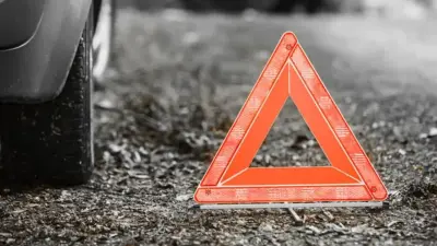 Автомобиль сбил пешеходов на тротуаре в Караганде: один человек погиб