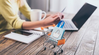 "Злоупотребляют свободой". В России предложили ужесточить контроль над маркетплейсами после скандала с Wildberries