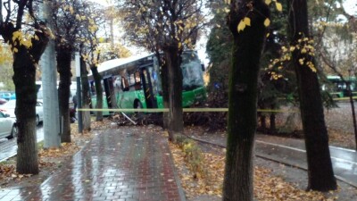 ДТП с автобусами в Алматы: погибший не был пешеходом