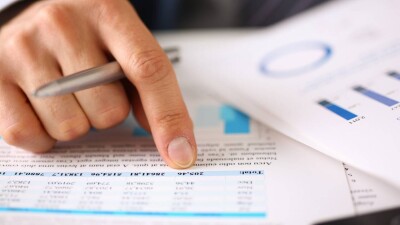 Внешний долг Казахстана в 2022 году снизился, однако риск дефолта при отсутствии дополнительных займов вырос