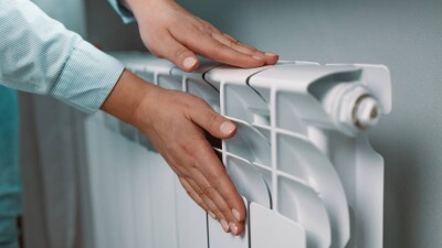 ЧП на ТЭЦ в Риддере: батареи в домах жителей потеплели к утру