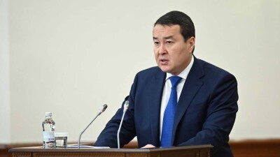 Глава правительства министрам: Кто не уверен в своих силах – может уже сейчас подавать прошение об отставке