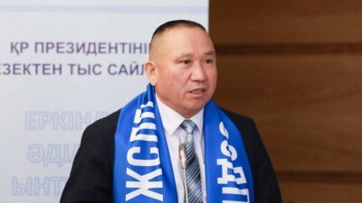 Кандидат от оппозиции сдал документы в ЦИК