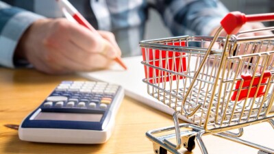 Рост цен на бензин и услуги ЖКХ: что ещё может ускорить инфляцию в Казахстане