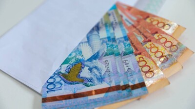 В Актюбинской области главу отдела медэкспертизы подозревают в получении взяток за установление инвалидности