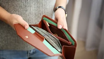 Минтруда: Отказ в помощи состоятельным семьям не затронет выплаты из республиканского бюджета