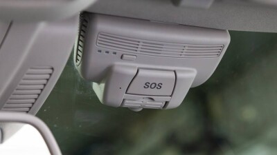 Казахстанцам разрешили не устанавливать кнопки SOS на ввозимые автомобили