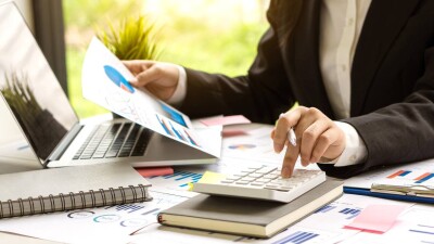 Парламент принял закон, позволяющий Алматы привлекать займы на внешних рынках для "зелёных" проектов