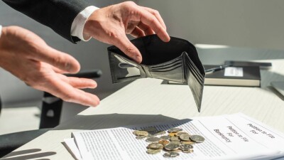 Когда в Казахстане начнут принимать заявки на банкротство физлиц