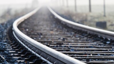 Автомобиль столкнулся с локомотивом на железнодорожном переезде в Алматинской области