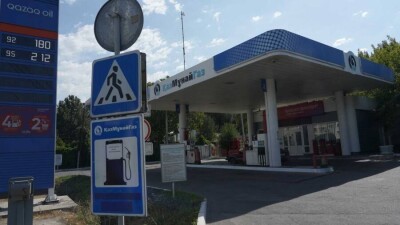 Смаилов поручил ввести цифровую систему учёта отпуска топлива на АЗС с 15 сентября