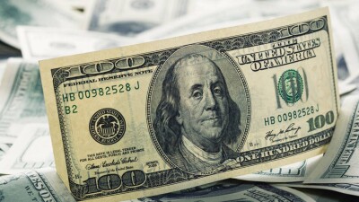 Курс доллара вырос к тенге на бирже 16 сентября