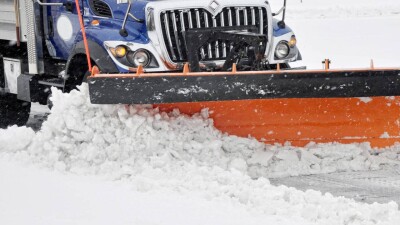Сотрудников дорожных служб уволили за плохую работу во время метели в СКО