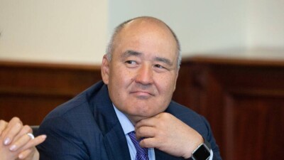 Касым-Жомарт Токаев принял отставку Умирзака Шукеева