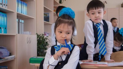 Уроки до 20.55 собирались проводить в Костанайской области. Расписание обещают откорректировать