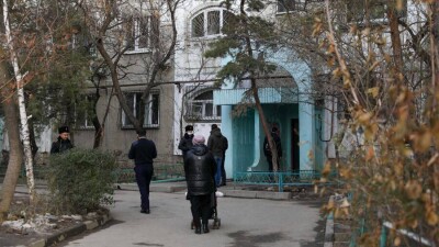 Акимат Алматы: Выбросившаяся из окна женщина не обращалась за соцпомощью