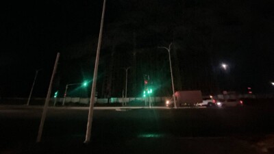 "Как ни крутите стрелки, будем ходить в темноте". Депутат ответил противникам единого часового пояса