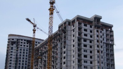 Токаев поручил достроить 16 столичных ЖК и решить проблемы дольщиков до конца года