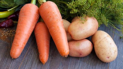 Экспорт картофеля бьёт рекорды, дефицит внутри страны покрывают за счёт привозной продукции, которая дороже в 3 раза