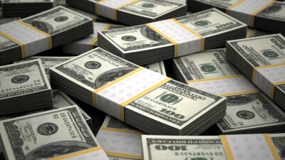 Биржевой курс доллара немного вырос