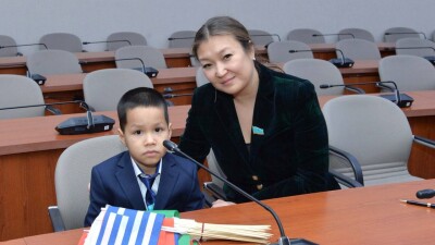 Новым детским омбудсменом в Казахстане стала экс-депутат мажилиса Динара Закиева