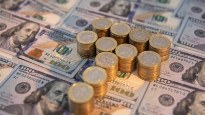 Курс доллара вырос к тенге на бирже и в обменниках Казахстана 3 мая