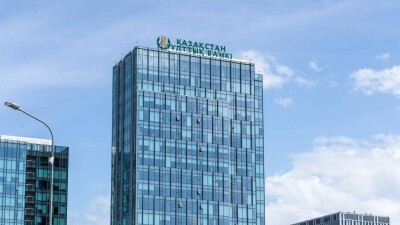 В Нацбанке предлагают уравнять пороги для досрочного изъятия пенсионных и покупки аннуитета